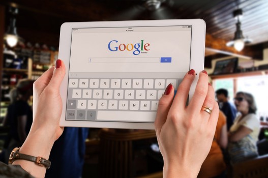 Скидка 50% на контекстную рекламу Google Adwords